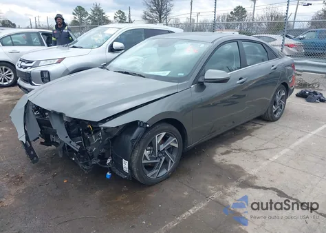 2025 Hyundai Elantra Hybrid Limited z USA, uszkodzony, nr VIN KMHLN4DJ4SU176856